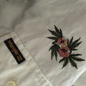 Billabong x Wrangler Mens Large Shirt - Embroidered Florals